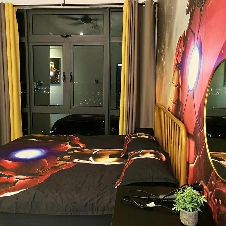 8Scape Residences Batman Vs Ironman@Lsy Home & Leisure Johor Bahru Ngoại thất bức ảnh