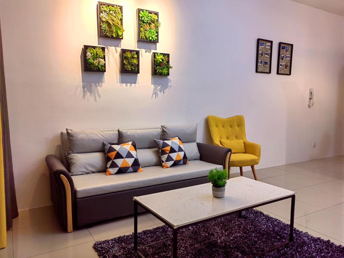 8Scape Residences Batman Vs Ironman@Lsy Home & Leisure Johor Bahru Ngoại thất bức ảnh